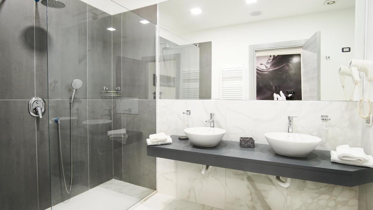 Bed & Breakfast Hotel Cesare 14 Naples