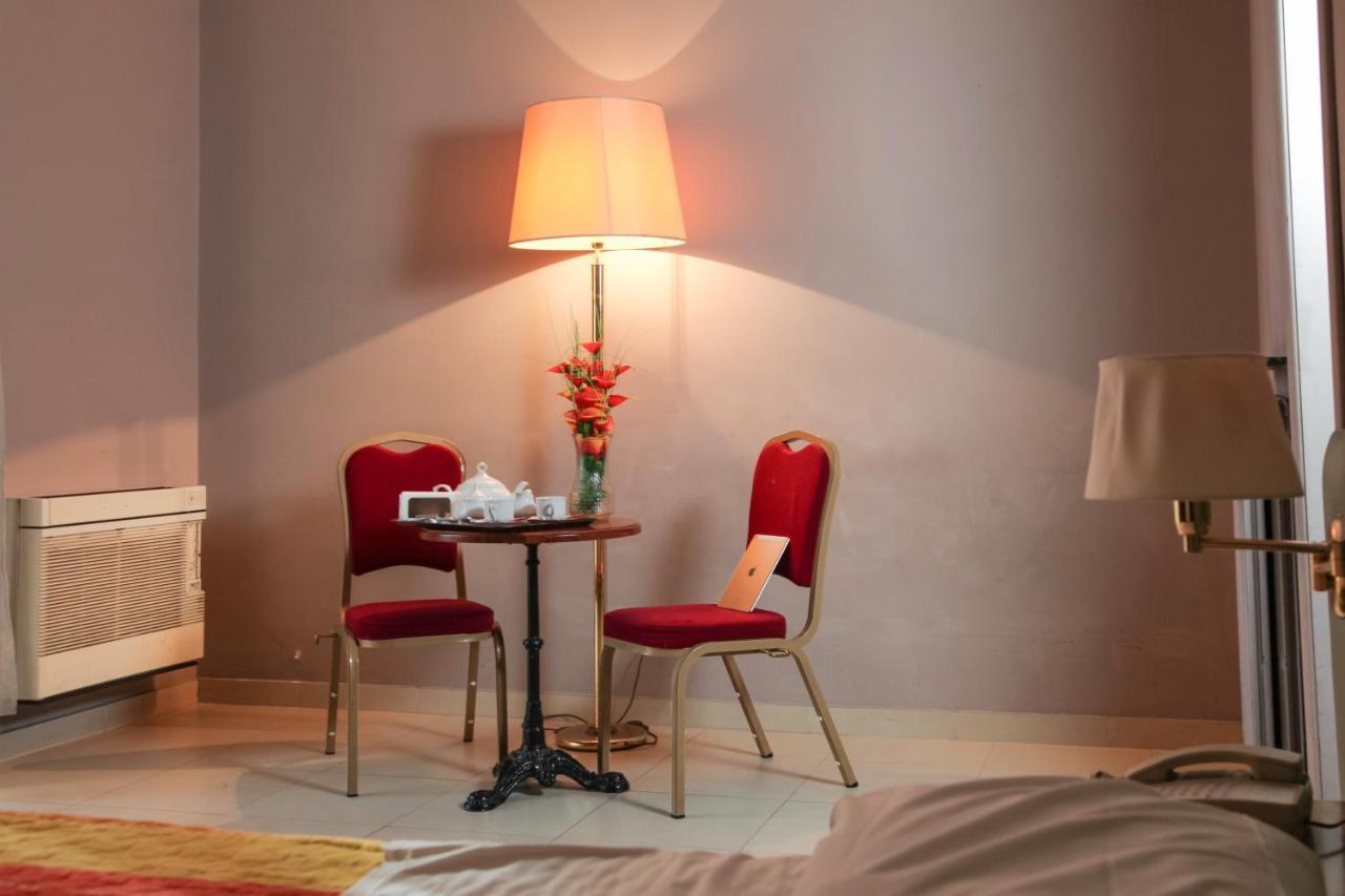 Bed & Breakfast Hotel Cesare 14 *