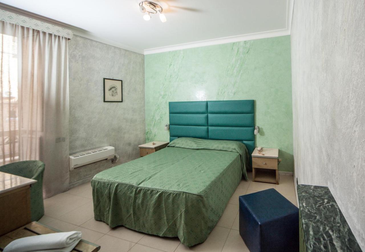 Hotel Cesare 14 Napoli